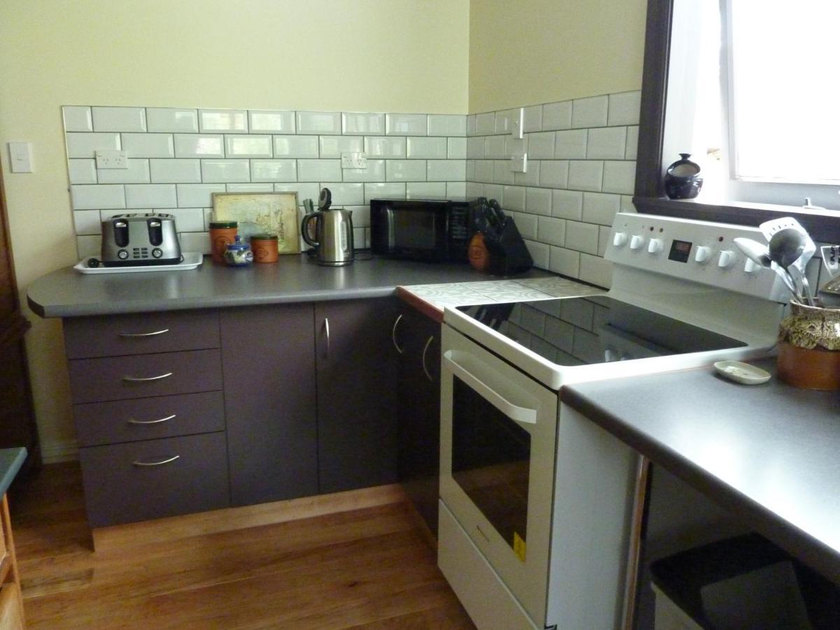 Halfmoon Cottage Akaroa Ngoại thất bức ảnh
